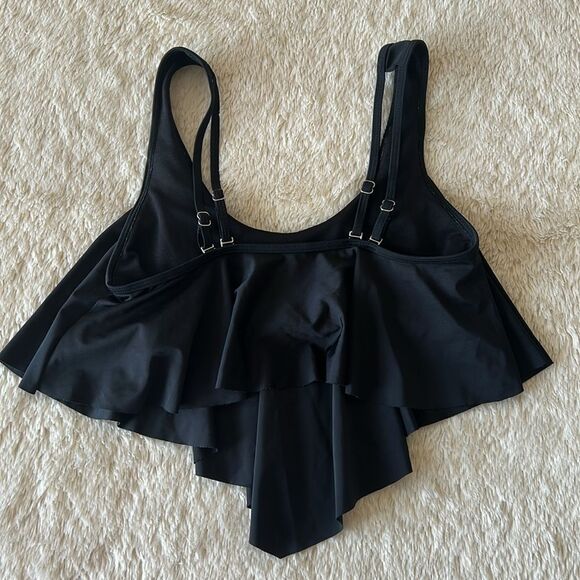 Two piece black bathing suit size medium - Picture 3 of 16